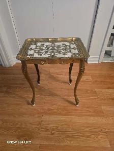Vintage Italian Florentine nesting table gold gilt