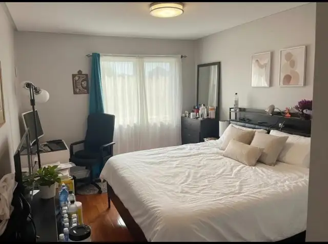 Spacious Large Bedroom for Rent – (Near GO & TTC) $1350 All-Inc