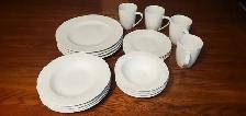 Gluckstein Home Dish Set - $30.00