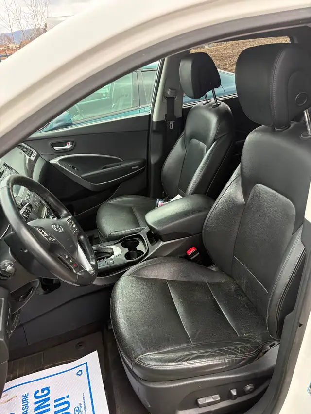 2014 Hyundai SantaFe xl - Photo 5