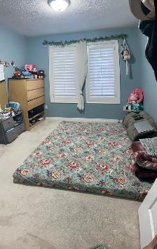 Accommodation Available for Girls