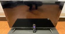 PHILIPS 32" ROKU SMART TV W/REMOTE