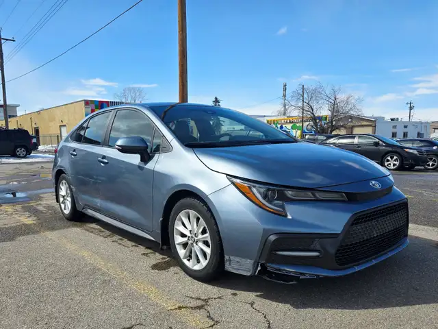 2020 Corolla SE BC vehicle Active title Full service record - Photo 3