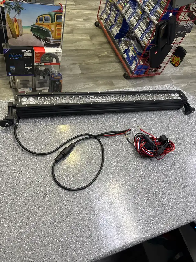 Scorch 32" Led Performance Light Bar In Box - Photo 3