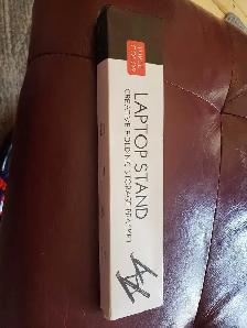 Laptop stand