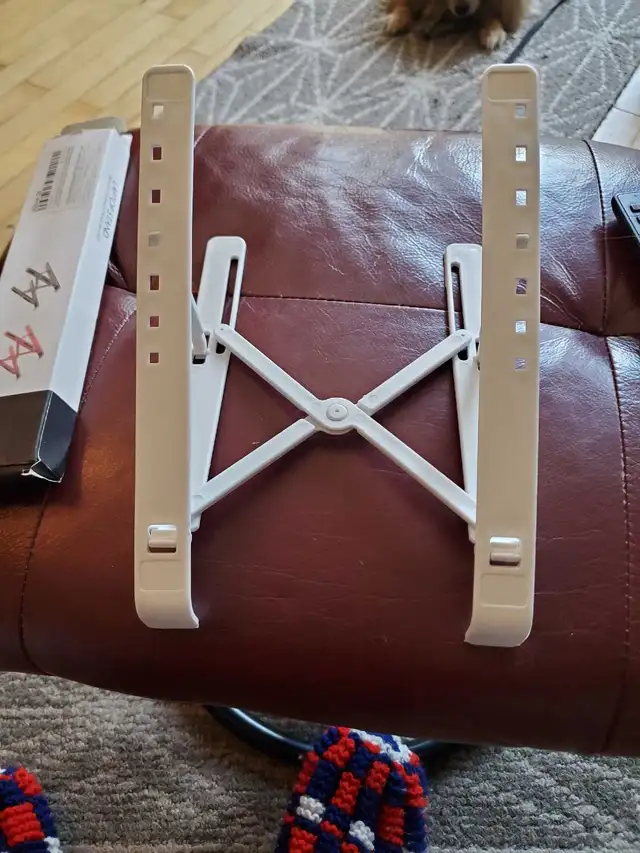 Laptop stand - Photo 4