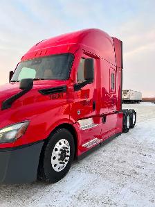 LONG HAUL TRUCK DRIVER