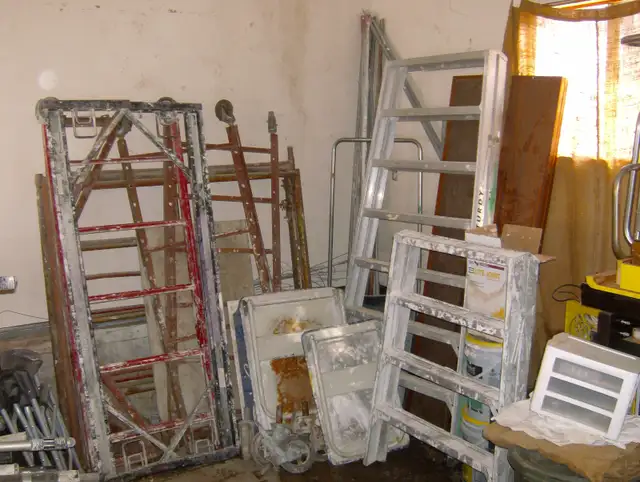 Used drywall equipment and materials - Photo 3