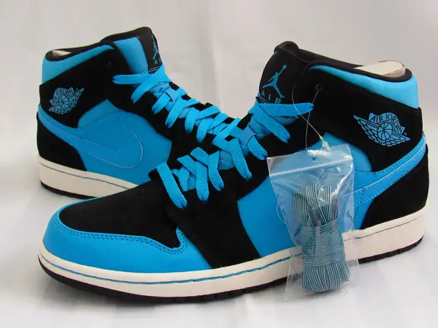 AIR JORDAN 1 MID ''DARK POWDER BLUE'' 2014 - Photo 2