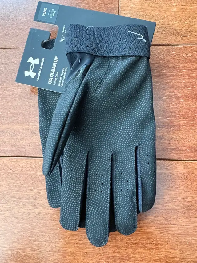 Under Armour Youth Batting Gloves (new) - Photo 2