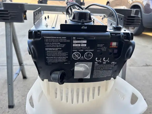 7’ Garage Door Opener - Photo 2