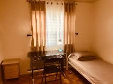 A large Private room for rent $850 (Weston Road)