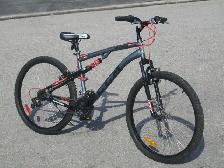 ADULT LARGE 27.5' CCM SAVAGE WITH 21SPD & FULL DUAL SUSPENSION!