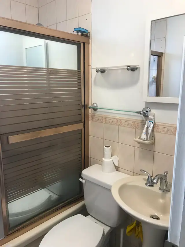 Furnished room for Rent - Photo 7