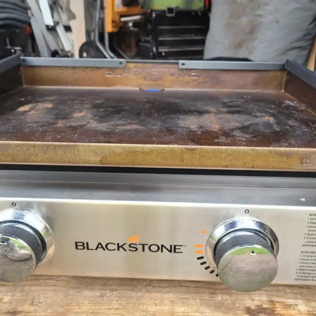 Blackstone Grill - Photo 7
