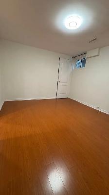 Private Room Available - Photo 8
