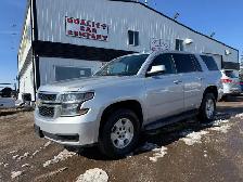 2016 Chevrolet Tahoe 5 passenger - 5.3 litre V8 - only 129775 km