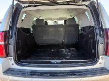2016 Chevrolet Tahoe 5 passenger - 5.3 litre V8 - only 129775 km - Photo 11