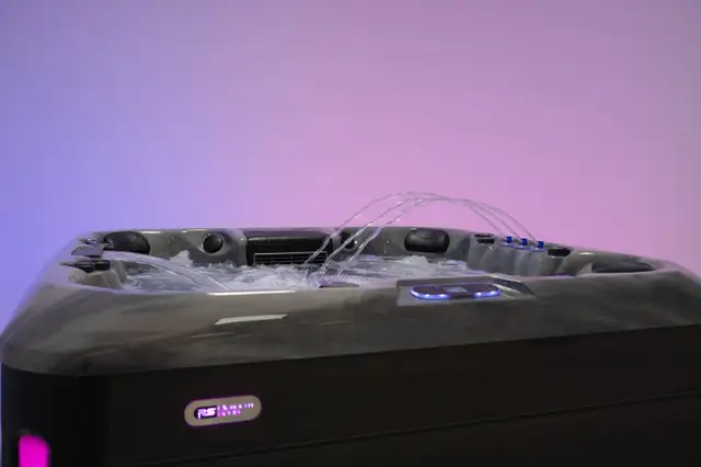 VEGA HOT TUB FOR SALE - Photo 2