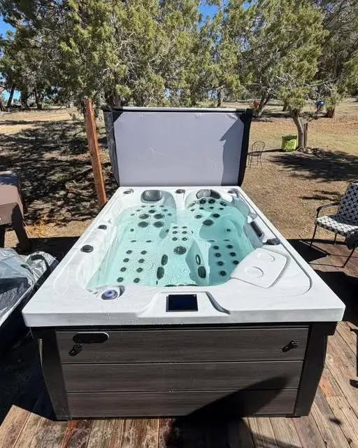 3 Seat Therapy Hot Tub For Sale - Photo 2