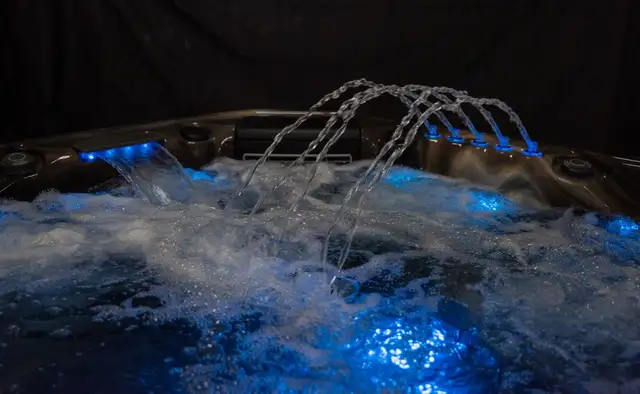 3 Seat Therapy Hot Tub For Sale - Photo 3