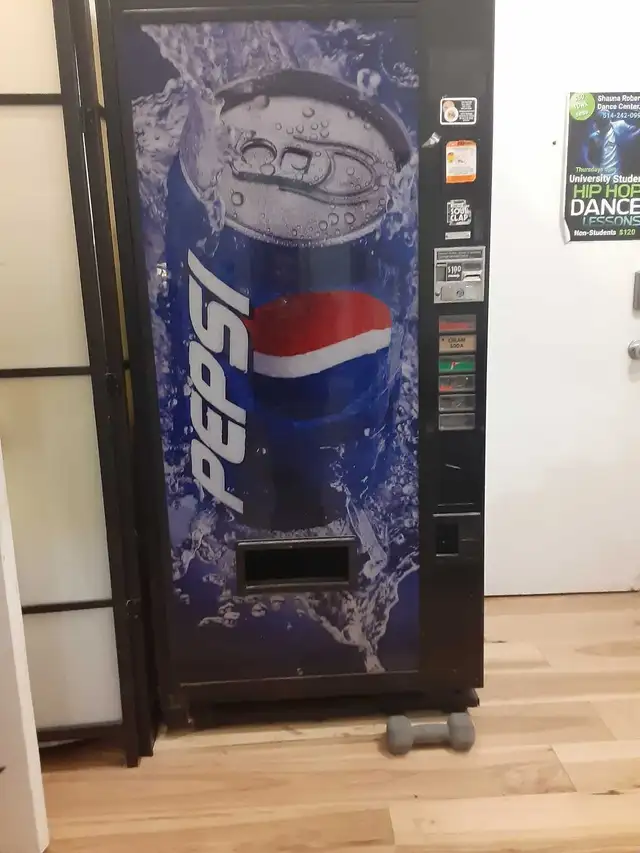 vending machine for sale - Photo 3