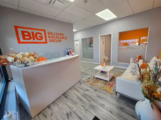 Ground Floor Office Space– 7 Private Rooms – Free Parking - Photo 5