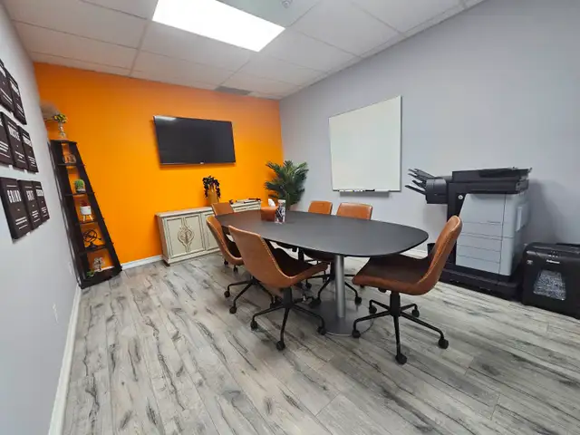 Ground Floor Office Space– 7 Private Rooms – Free Parking - Photo 9