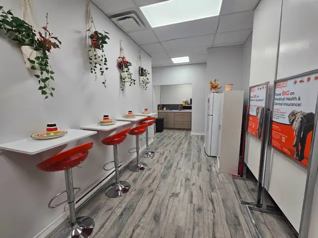 Ground Floor Office Space– 7 Private Rooms – Free Parking - Photo 10