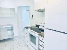 MISSISSAUGA CITY CENTRE LARGE ALL-INCLUSIVE SUITE AVAILABLE NOW - Photo 21