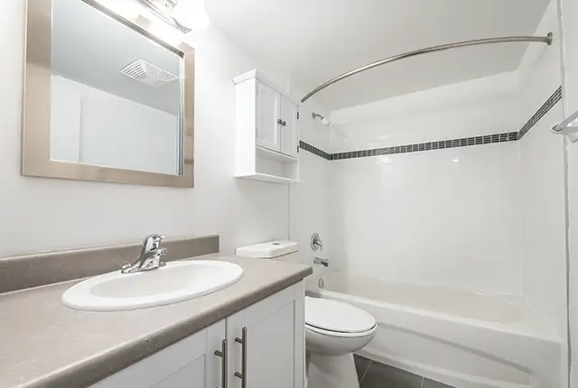 White Oaks Apartments - 2 Bedroom   Den - 1297 Marlborough Court - Photo 10