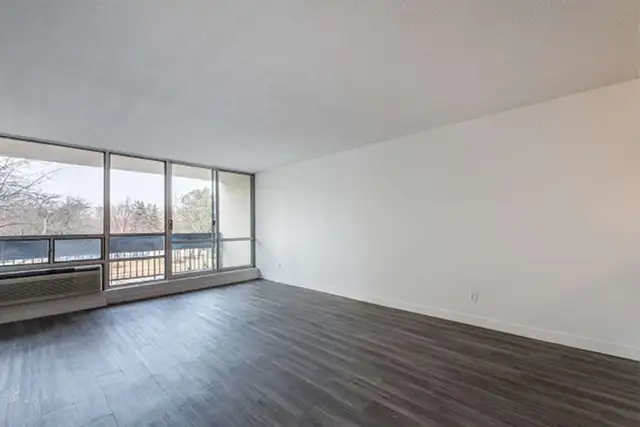 White Oaks Apartments - 2 Bedroom   Den - 1297 Marlborough Court - Photo 13