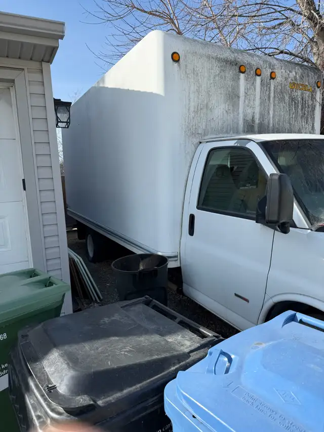 2008 Chevrolet Express 3500 Cargo Van – Duramax, 218,000km - Photo 4