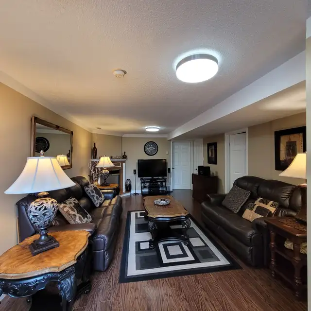 Room in Quiet, Neat South End Home - Photo 6