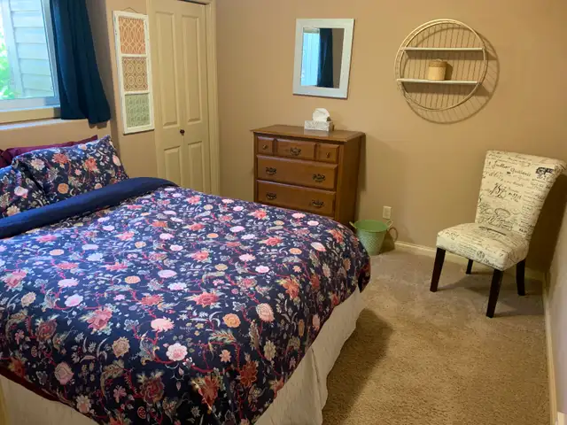 FURNISHED ROOM!! FREE INTERNET/UTILITIES! HOME GYM & SAUNA! - Photo 9