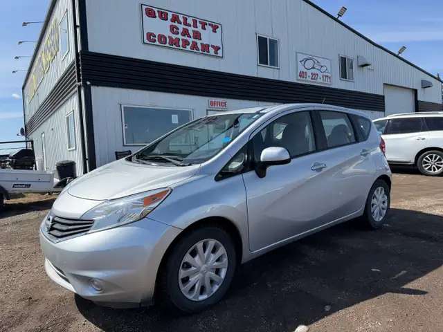 2014 Nissan Versa Note Auto - back up camera - low km's only 103