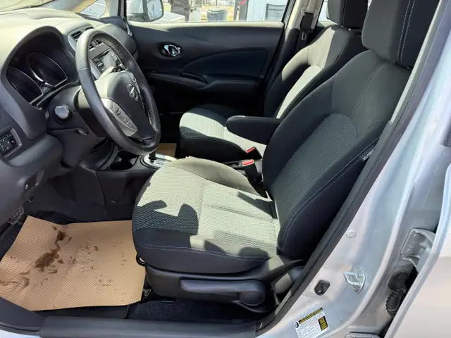 2014 Nissan Versa Note Auto - back up camera - low km's only 103 - Photo 7