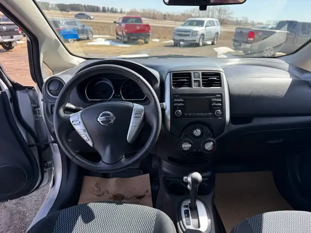 2014 Nissan Versa Note Auto - back up camera - low km's only 103 - Photo 8