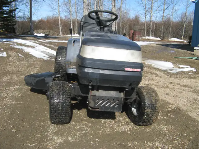 Lawn mower tractor - Photo 2