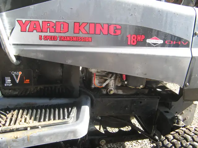 Lawn mower tractor - Photo 3