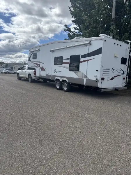 2007 Crossroads Cruiser 5th Wheel Trailer