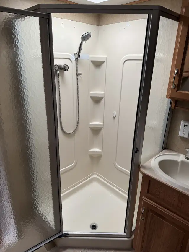 2007 Crossroads Cruiser 5th Wheel Trailer - Photo 6