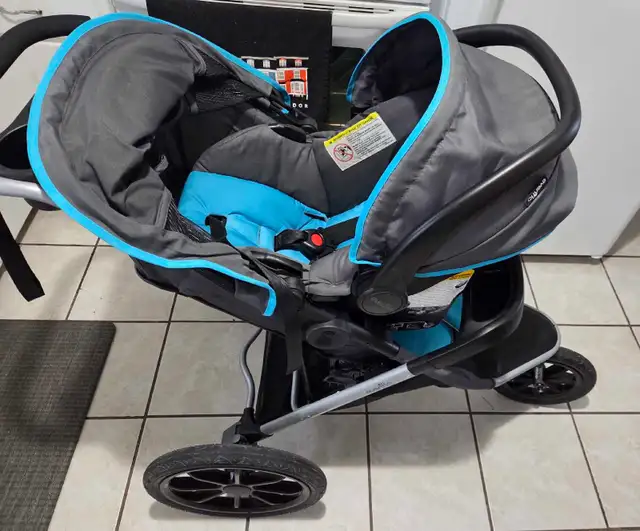 Evenflo Carseat/Jogging Stroller Combo