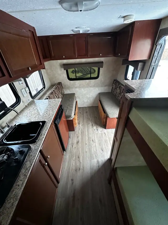 2013 14’ camper - Photo 10
