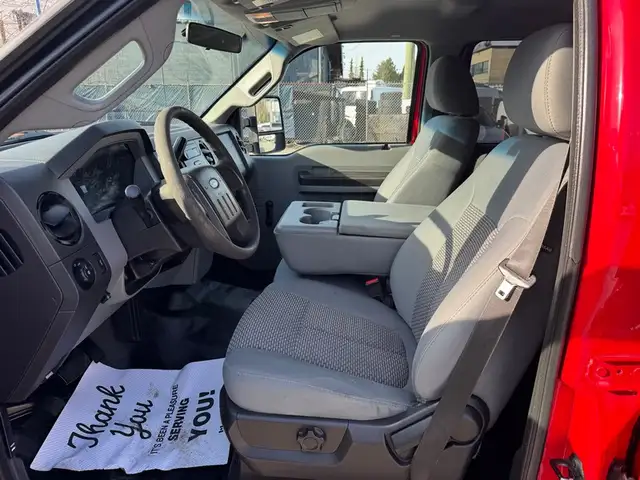 2011 Ford F-250 Crew Cab / 8 Ft Long Box / 4x4 - Photo 15