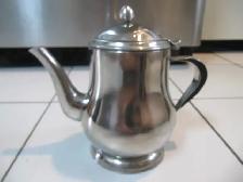 Stainless Steel 18-8 One Litre  Capacity Tea Pot Very Clean Cond - Photo 5
