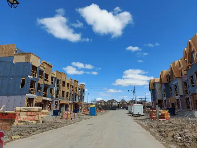 NEED TO ASSIGN YOUR PRE-CONSTRUCTION HOME? ... - Photo 10