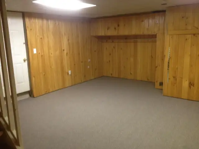 1 Bedroom Apartment - All Inclusive - Available May 1 - Photo 8