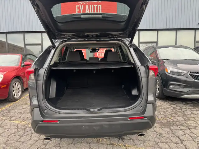 2020 Toyota RAV4 XLE AWD | Mags | Toit | C - Photo 9