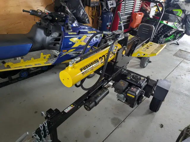 Wood splitter for sale like new - Photo 2